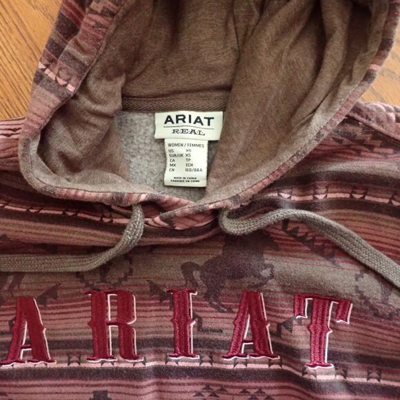 Ariat Real Aztec Hoodie Women’s XS Pullover All Over Print Western Horses - Picture 3 of 4